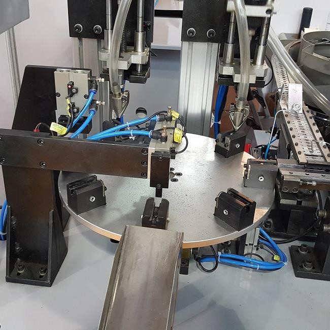 Full Automatic Screwdriver Machine